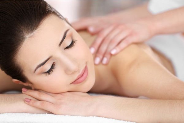 backfacial massage service - Honolulu Spa